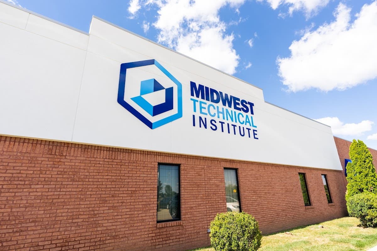 Midwest Technical Institute-Illinois campus