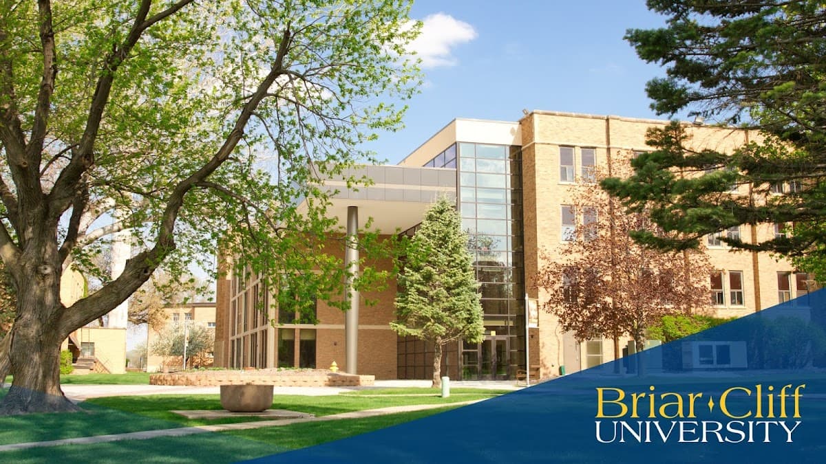 Briar Cliff University campus