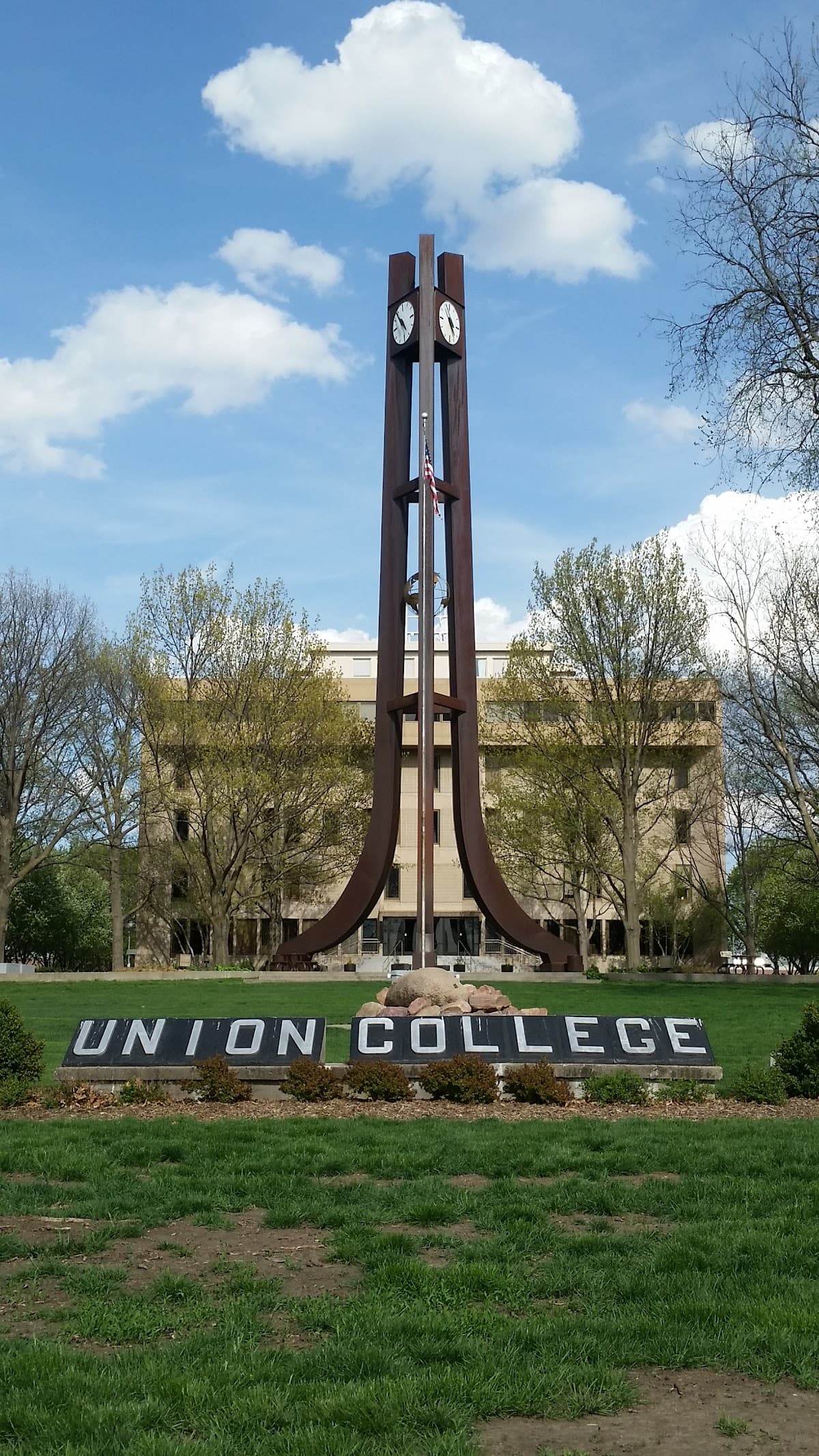 Union Adventist University campus