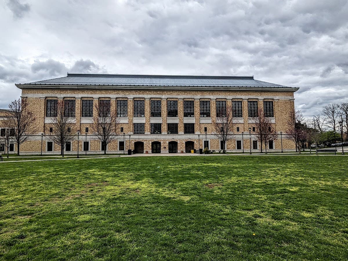 CUNY Bronx Community College campus