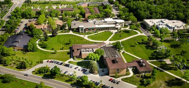 Trinity International University-Illinois campus
