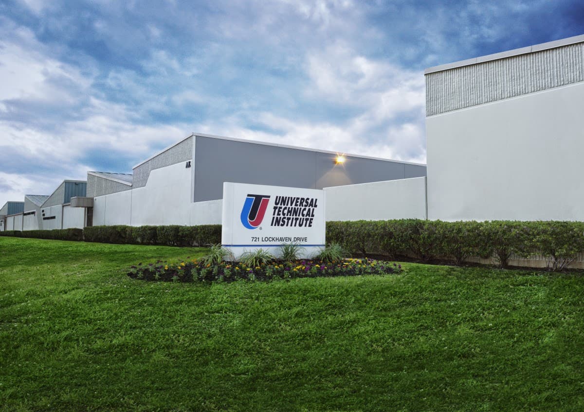 Universal Technical Institute of Texas Inc. campus