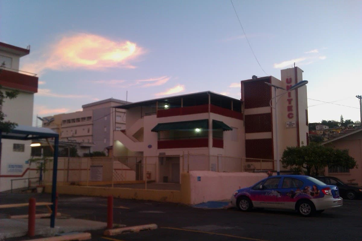 Universal Technology College of Puerto Rico campus