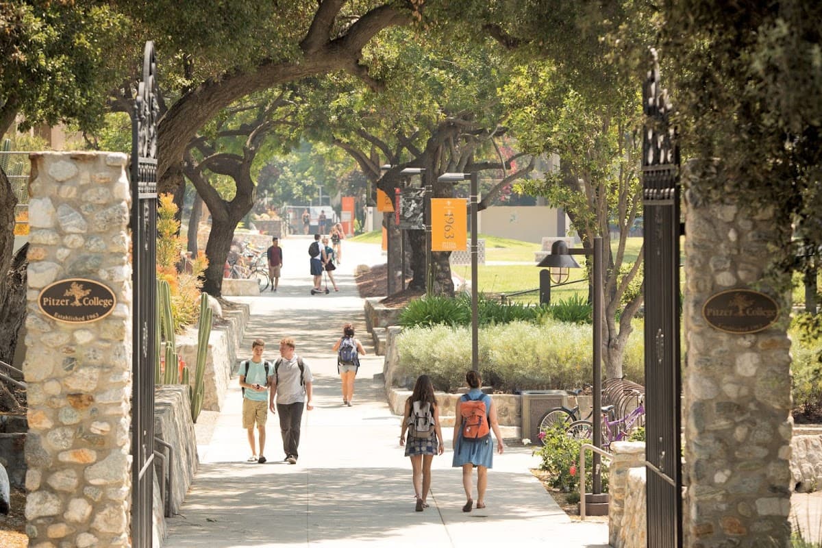 Pitzer College campus