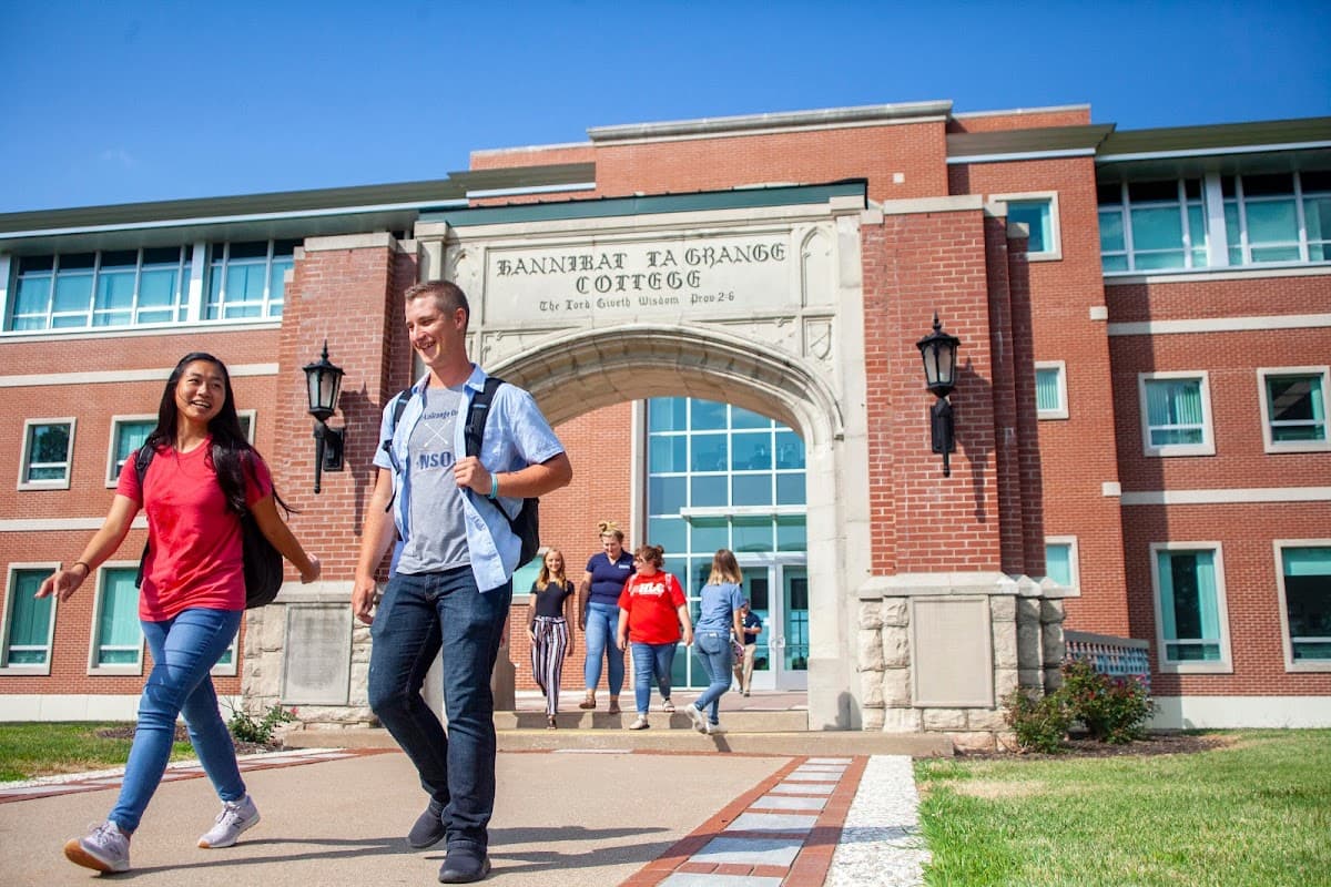 Hannibal-LaGrange University campus