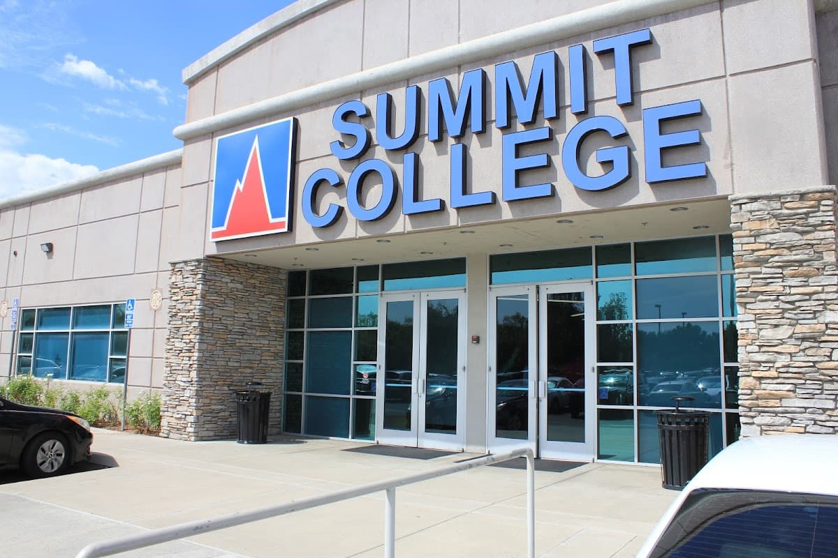 Summit College campus